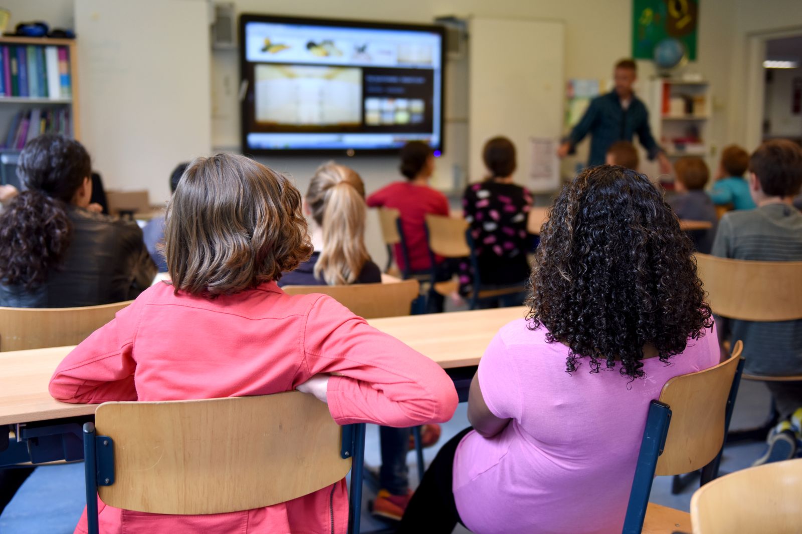 Leggi la guida: Monitor interattivi per la scuola: come sceglierli e acquistarli via MEPA